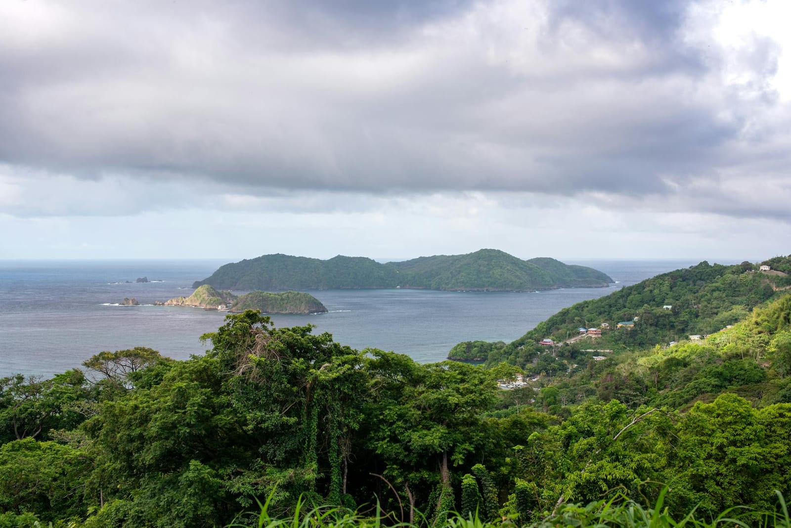 Cannabis in Grenada: Laws & Tourist Guide